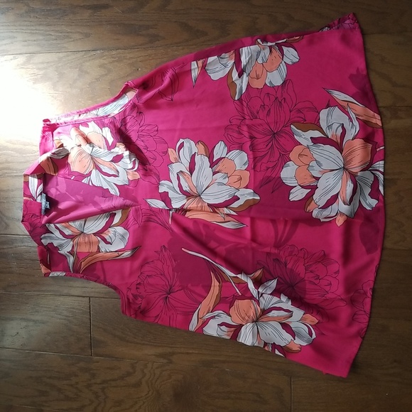 NEW! Ninety Clothing Co blouse sz medium NWT - Picture 4 of 10